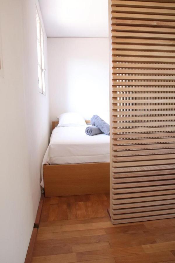 Appartement T2 Dans Une Au Coeur Du Brusc *